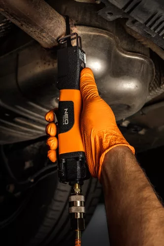 Neo Tools Pneumatikus orrfűrész tartozékokkal