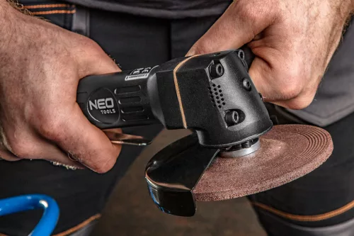 Neo Tools Pneumatikus sarokcsiszoló 125mm, 10000rpm