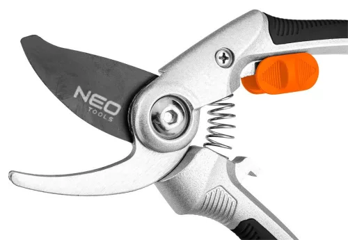 Neo tools metszőolló 210mm m:20mm alu. tpr