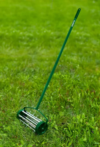 Verto Fűszellőztető, gyepszellőztető, kézi, 27 tüske, 15 cm dobátmérő