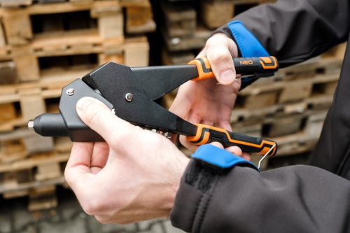 Neo Tools Popszegecshúzó, multi fejbeállítás, acél és alumínium szegecsekhez, 2,4/3,2/4,0/4,8 mm