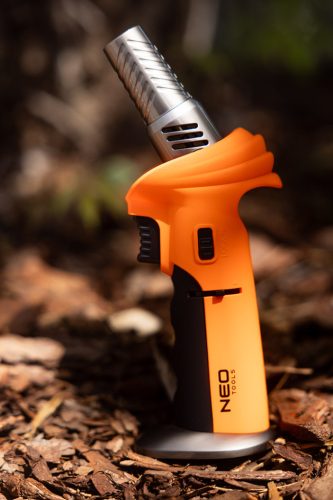 Neo Tools Gázforrasztó, gázégő, 360 fokos használat, piezó, gázszabályzó szelep,10g gáztöltet, öngyújtógázzal tölthető