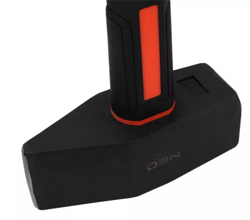 Neo Tools Kőtörő kalapács 4kg, üvegszálas, kétkomponensű markolat