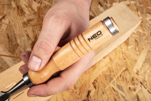 Neo Tools Favéső 10mm, CRV, fa nyéllel