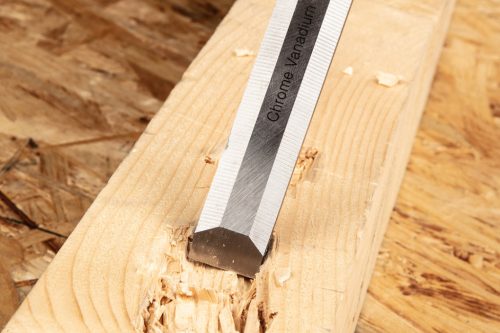 Neo Tools Favéső 18mm, CRV, fa nyéllel