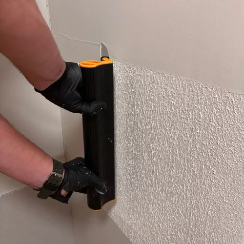 Neo Tools Felületsimító glettelő készlet, adapter teleszkópos nyél gletthenger, 25/35/45/60cm, műanyag kofferben