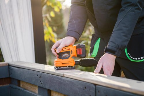 Neo Tools Csiszolópapír tépőzáras 113x113mm, P240, 8 lyukas, 04-623-hoz, 5db