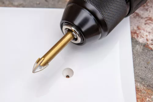 Graphite Univerzális, 4 élű üvegfúró, fa, műanyag, fém kőzetanyagok fúrásához, Titánium bevonat, 12mm