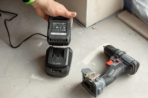 Graphite Akkumulátor 2Ah, ENERGY+ egyakkus rendszerhez, 18V, Boost Up