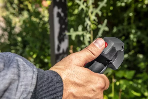 Graphite Akkus fűkasza, fűszegélynyíró alapgép damillal, késsel, 350mm 36V(2x18V), Energy+ (18V) (akku és töltő nélkül)