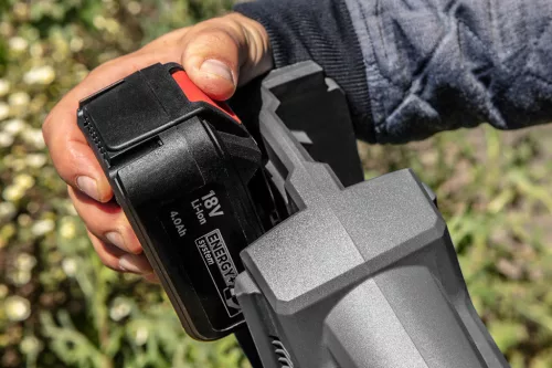 Graphite Akkus fűkasza, fűszegélynyíró alapgép damillal, késsel, 350mm 36V(2x18V), Energy+ (18V) (akku és töltő nélkül)