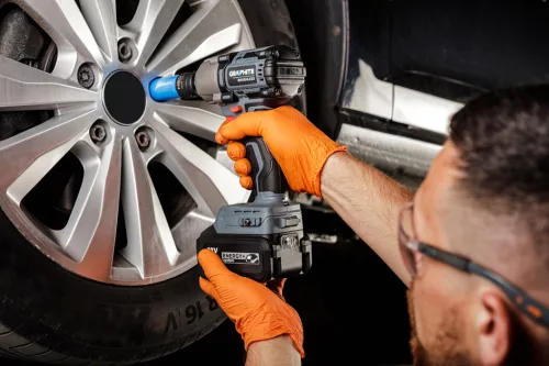 Graphite Akkus szénkefementes ütvecsavarozó alapgép 1/2"(négyszög) 450Nm Energy+ (18V) (akku és töltő nélkül)