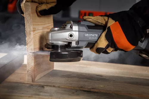 Graphite Akkus szénkefementes sarokcsiszoló alapgép, 125mm Energy+ (18V) (akku és töltő nélkül)