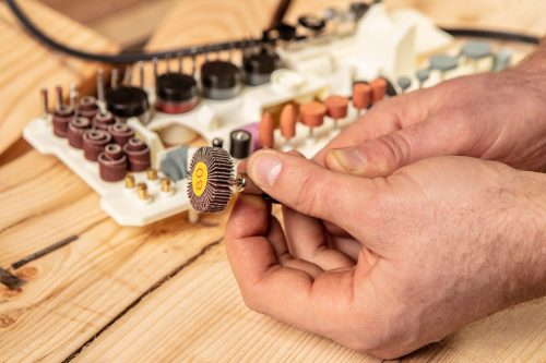 Graphite Mini fúró- és csiszológép 170W, fordulatszám kijelző, kofferben, 190db kiegészítő