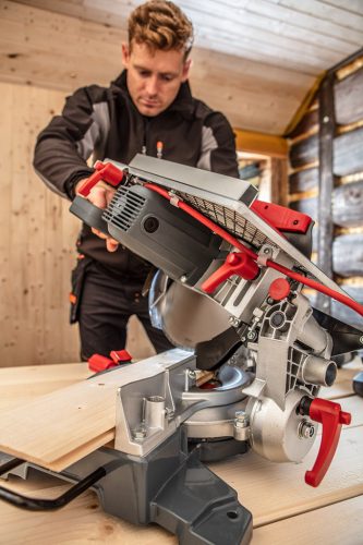 Graphite Körfűrész és gérvágó 2az1-ben 1600W, 4800min-1, 254/30mm