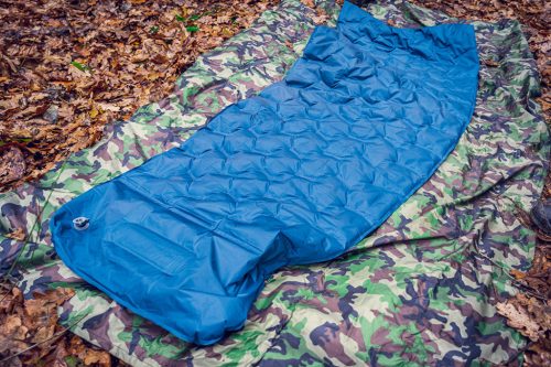 Neo Tools Önfelfújó kemping matrac 190 x 60 x 5cm