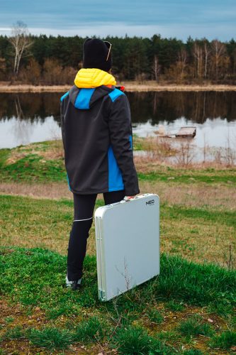 Neo Tools Kempingasztal 4 székkel, összecsukható, tokban