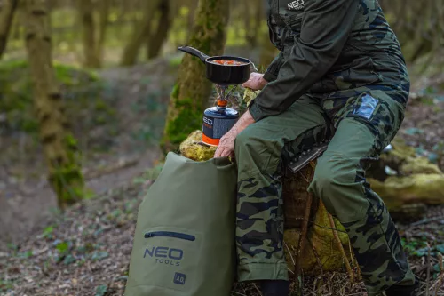 Neo Tools Vízálló hátizsák, PVC, 28X65cm, 40L