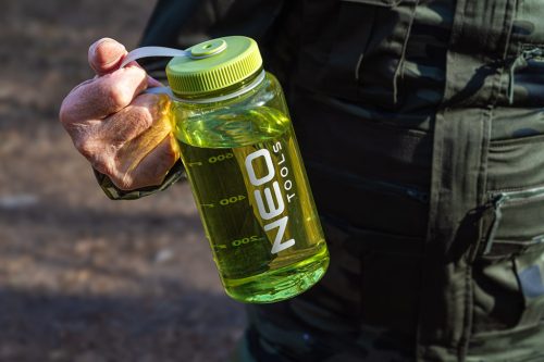 Neo Tools Vizespalack, 800ml, Tritan anyag, BPA mentes