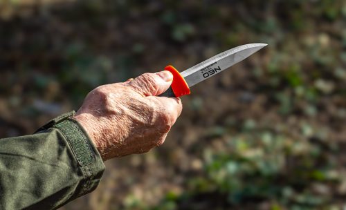 Neo Tools Univerzális kés, rozsdamentes penge, 2k nyél, műanyag tok