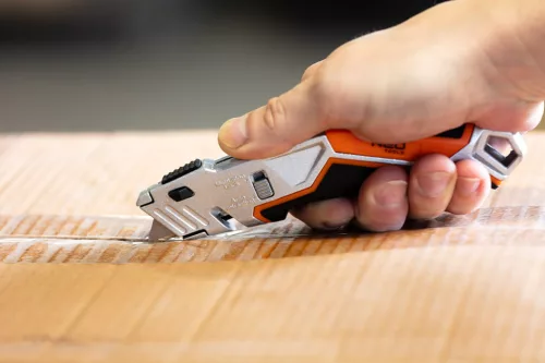 Neo Tools Trapézpengés kés , 1+5 pengével, alu házas