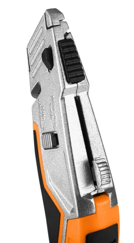 Neo Tools Trapézpengés kés , 1+5 pengével, alu házas