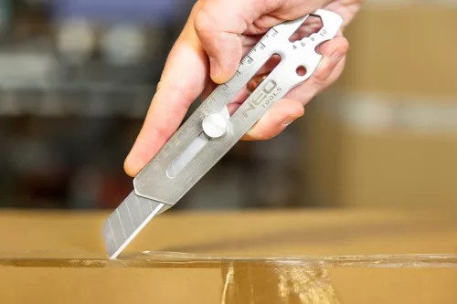 Neo Tools Multifunkciós kés 18mm-es törhető penge, 6az1-ben