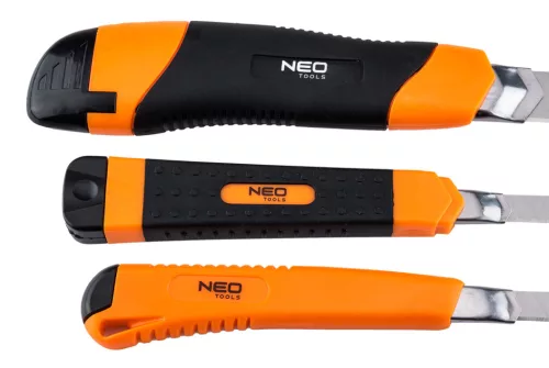 Neo Tools Törhető pengés kés készlet, 2db 9mm-es és 1db 18mm-es kés, 10db 18mm-es és 10db 9mm-es pótpenge