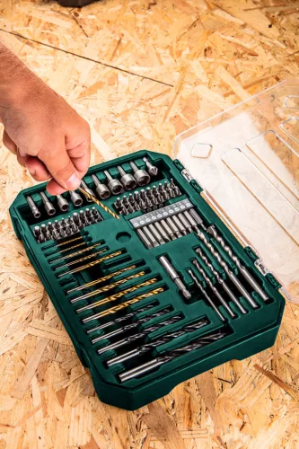 Verto Fúrószárkészlet és bitkészlet, 81db