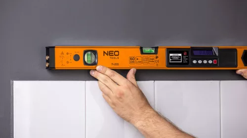 Neo Tools Digitális vízmérték, szögmérővel és lézer irányzékkal, 2 libellás, 60cm