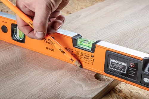 Neo Tools Digitális vízmérték, szögmérővel és lézer irányzékkal, 2 libellás, 60cm