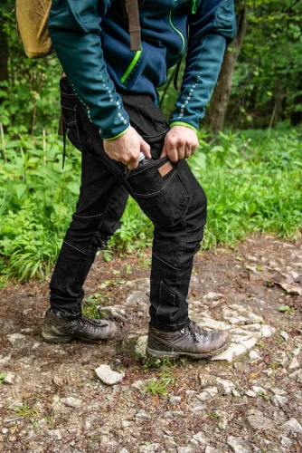 Neo Tools Farmer munkásnadrág, Denim, fekete, cipzáros oldalzsebekkel, 98% pamut, 410 g/m2, XL