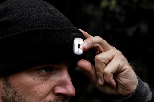 Neo Tools Kötött munkasapka, beépített LED lámpával