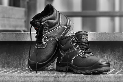 Neo Tools Munkavédelmi bakancs, hőszigetelt,bőr felsőrész, acélbetét, csúszásmentes talp, S3 SRC, 39