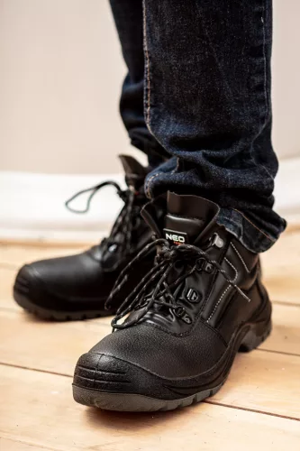 Neo Tools Munkavédelmi bakancs O2 SRC, bőr, CE, 39