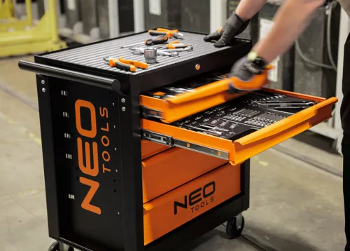 Neo Tools Szerszámkocsi, 5 fiókos, 117db szerszámmal, 680x460x825mm, szerszámkocsi