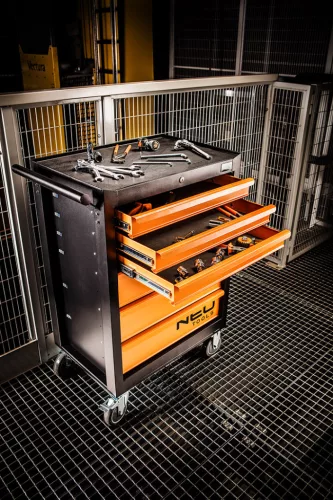 Neo Tools Szerszámkocsi, 6 fiókos, 149db szerszámmal, 680x460x1030mm, szerszámkocsi