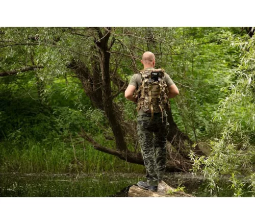 Neo Tools túra hátizsák 600d poliészter 30l. terep