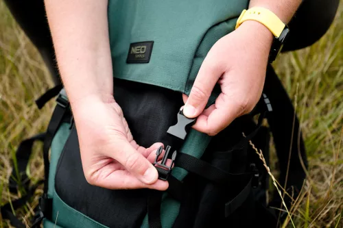 Neo Tools Vízálló hátizsák, 100% poliészter, 30l, 32-22-45cm