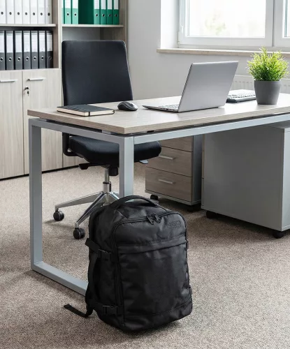 Neo Tools Hátizsák 3 az 1 ben, repülőgép kézipoggyász, laptoptáska, szerszámtáska funkciók, 40x25x20 cm