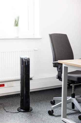 Neo Tools Oszlop ventilátor, 50W, 77cm magas, oszcillátoros, távirányítós