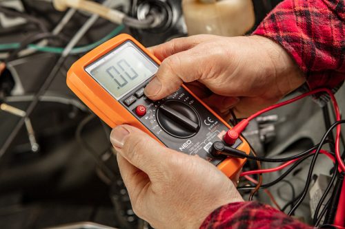 Neo Tools Multiméter Digitális, AC V, DC V, AC A, DC A, Tranziszt., Ellenáll., Hőmér., Dióda, Folyt., Kapac.