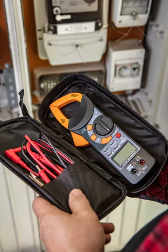 Neo Tools Multiméter Digitális lakatfogó, AC V, DC V, AC A, Ellenállás, Hőmérséklet, Dióda, Folytonosság