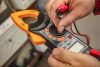 Neo Tools Multiméter Digitális lakatfogó, AC V, DC V, AC A, Ellenállás, Hőmérséklet, Dióda, Folytonosság