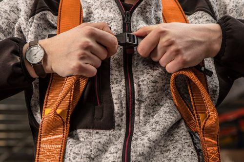 Neo Tools Munkavédelmi testhevederzet rögzítőövvel és lengéscsillapítóval