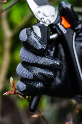 Neo Tools Munkakesztyű nitril bevonatú nylon, 4131x, 8"