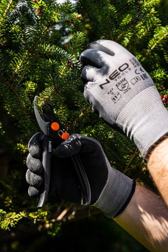 Neo Tools Munkakesztyű latex bevonatú nylon, 3141x,11"