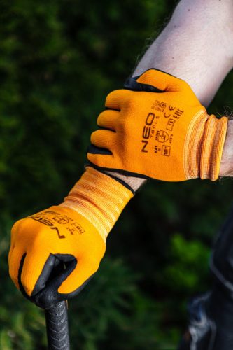 Neo Tools Munkakesztyű nylon, csúszásgátló pöttyökkel, 4131x, 8"