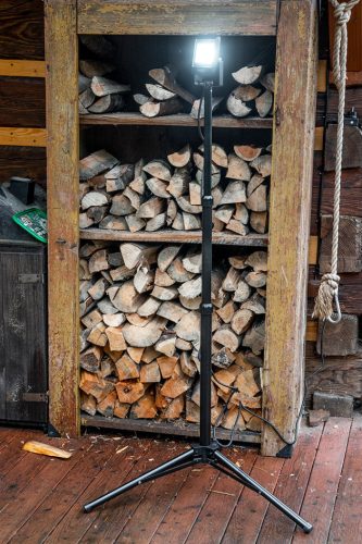 Neo Tools Reflektor, állványos 230V/30W, 2700lum SMD led max. 1.8m