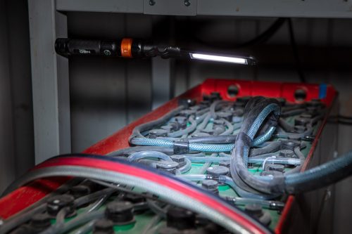 Neo Tools Akkus 3az1-ben vizsgálólámpa, tölthető, 350lum COB LED, 3W, IP44